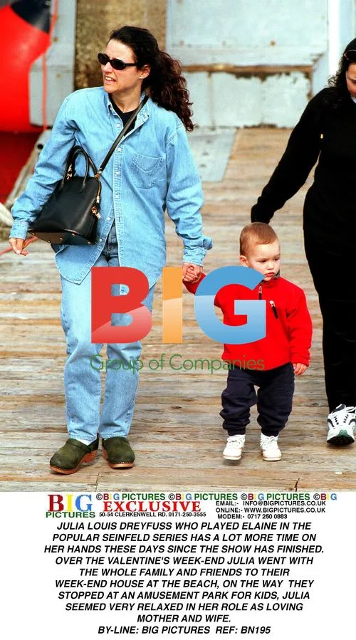 Julia Louis-Dreyfus Relaxes with Family
