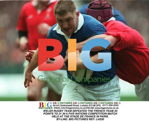 Welsh Rugby Team Beats French in Five Nations Match
