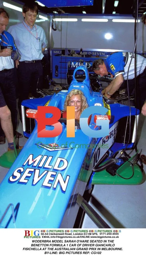 WODERBRA Model Sarah O'Hare in F1 Car