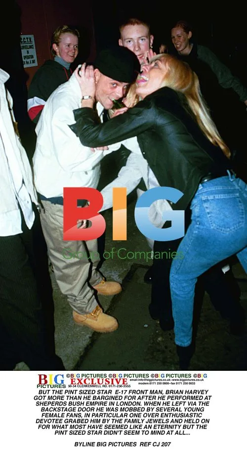 Brian Harvey Mobbed by Fans