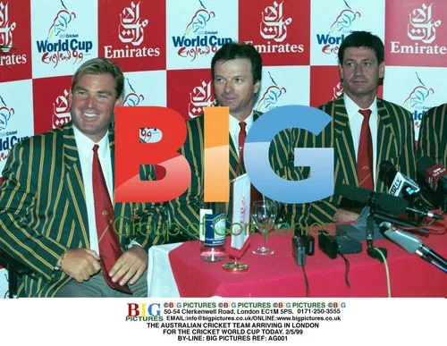 Australian Cricket Team Arrives in London