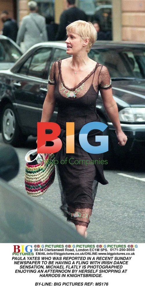 Paula Yates Shopping at Harrods