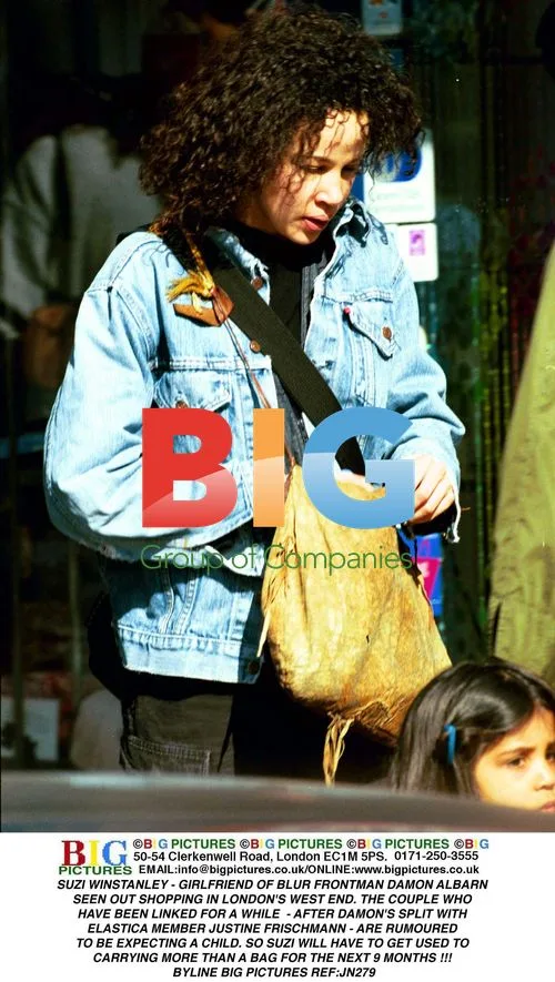 Suzi Winstanley Shopping in London