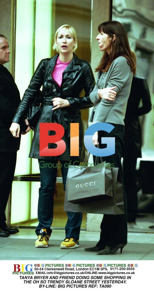 Tanya Bryer Shopping on Sloane Street