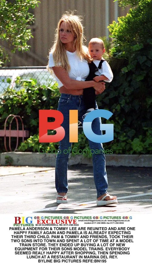 Pamela Anderson & Tommy Lee Reunite