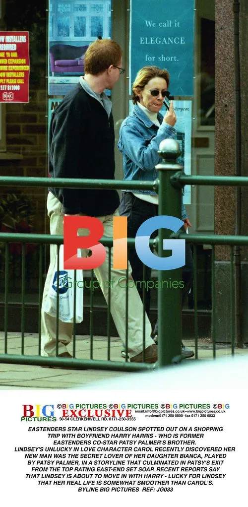 LINDSEY COULSON SPOTTED SHOPPING WITH BOYFRIEND