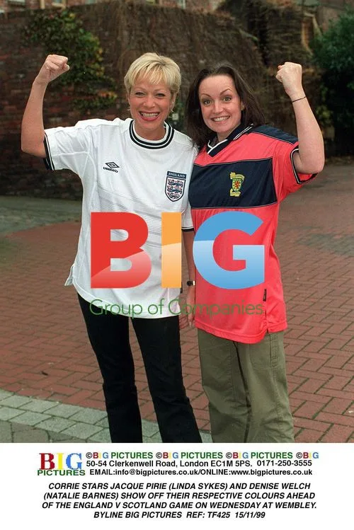 Corrie Stars Jacque Pirie and Denise Welch