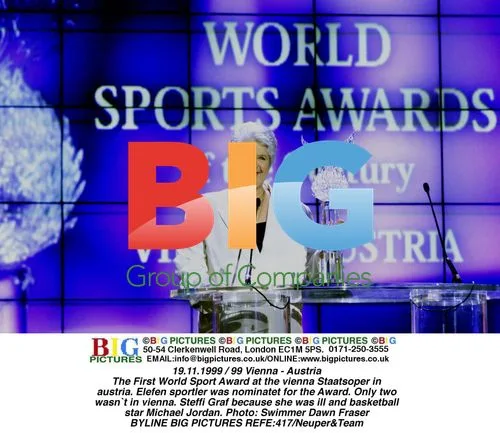 Dawn Fraser at 1999 World Sport Award in Vienna