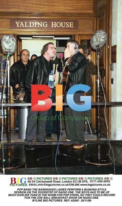 Barenaked Ladies Busks for Zoe Ball Breakfast Show