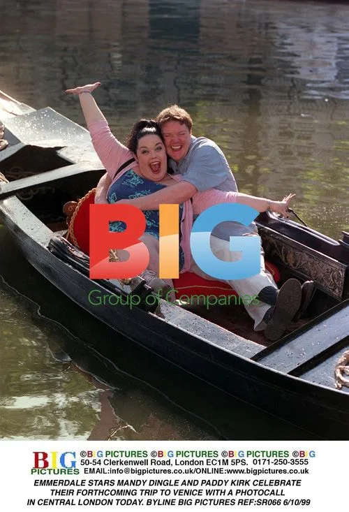Emmerdale Stars Celebrate Venice Trip