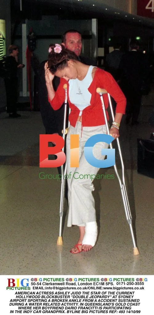 Ashley Judd at Sydney Airport with Broken Ankle