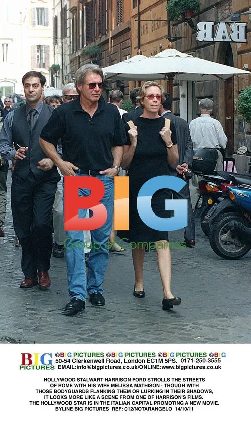 HARRISON FORD AND MELISSA MATHISON STROLL ROME