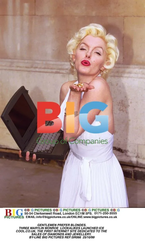 Marilyn Monroe Lookalikes Launch Jewellery Site
