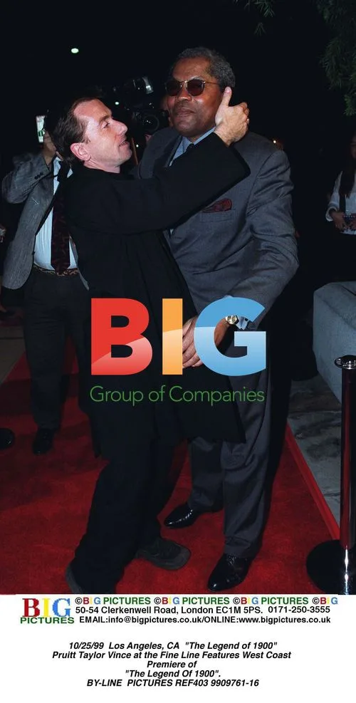 Pruitt Taylor Vince at "The Legend of 1900" Premiere