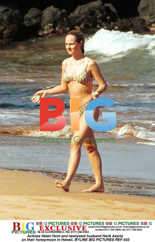 Helen Hunt and Hank Azaria on Hawaii honeymoon