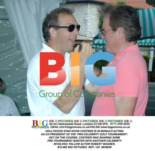 Costner and Wagner at Celebrity Golf Tournament