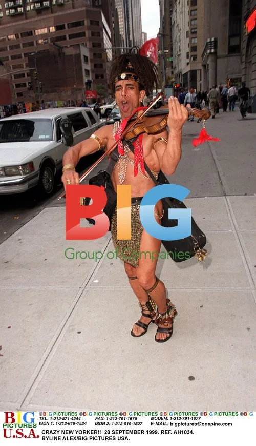 CRAZY NEW YORKER in Costume
