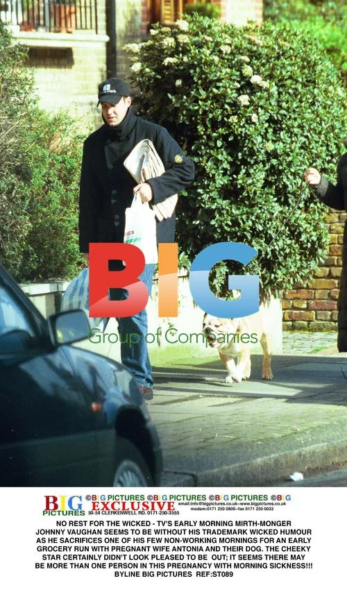 Johnny Vaughan's Grocery Run