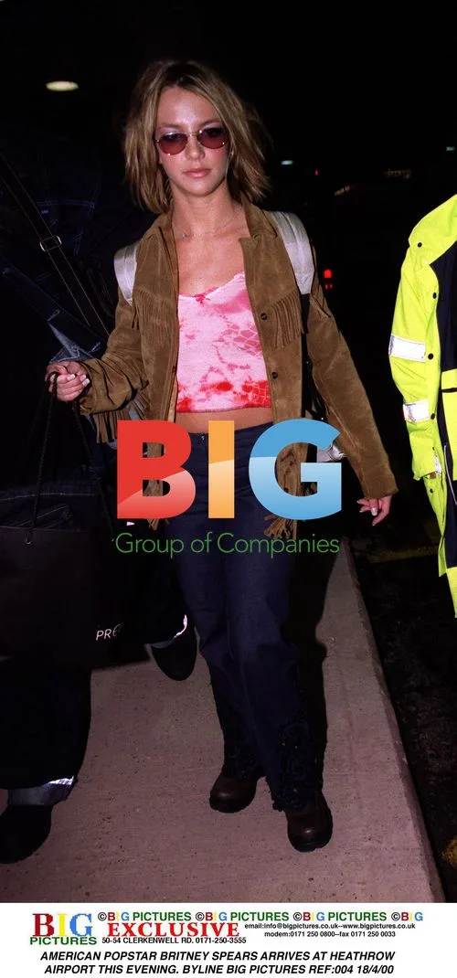 Britney Spears Arrives at Heathrow Airport