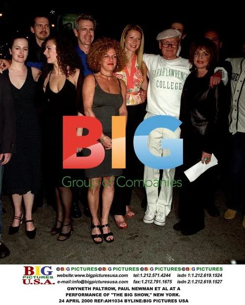 Gwyneth Paltrow, Paul Newman at "The Big Show" performance