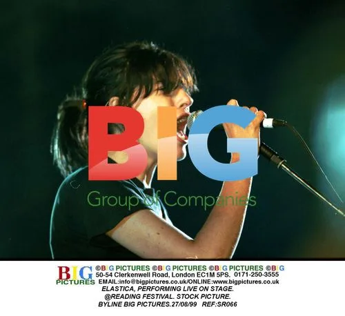 Elastica Performing at Reading Festival