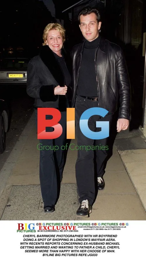 Cheryl Barrymore Shopping in Mayfair