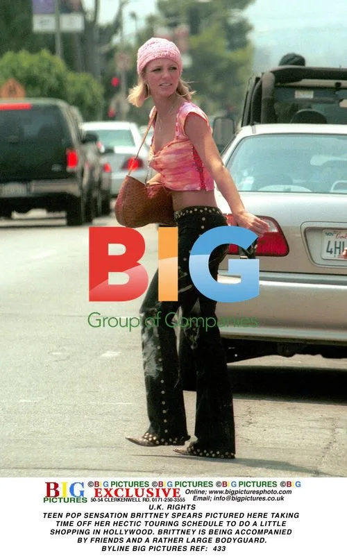 Brittney Spears Shopping in Hollywood