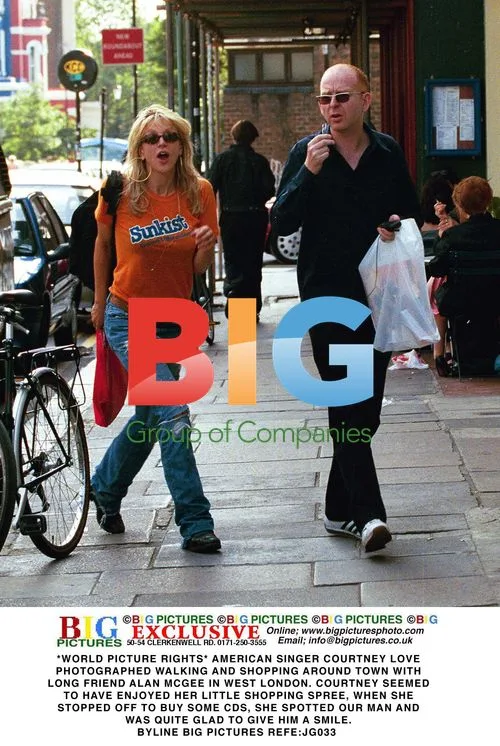 Courtney Love Shopping in London