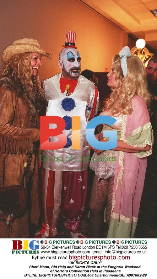 Sheri Moon, Sid Haig and Karen Black at Fangoria Convention