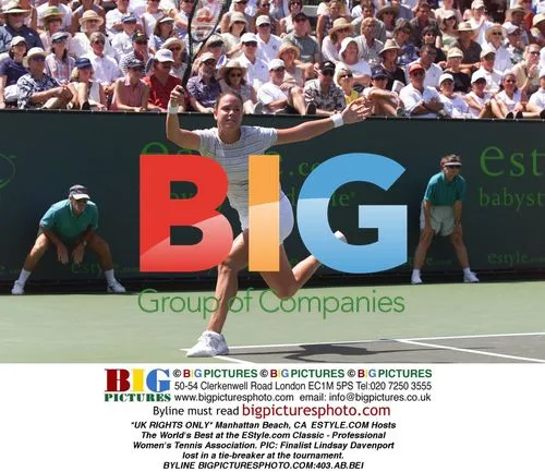 Lindsay Davenport at EStyle.com Classic