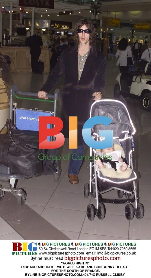 Richard Ashcroft departs for France with family