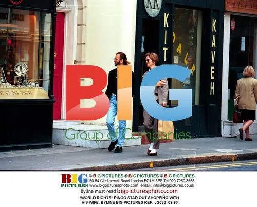 Ringo Starr Shopping with Wife