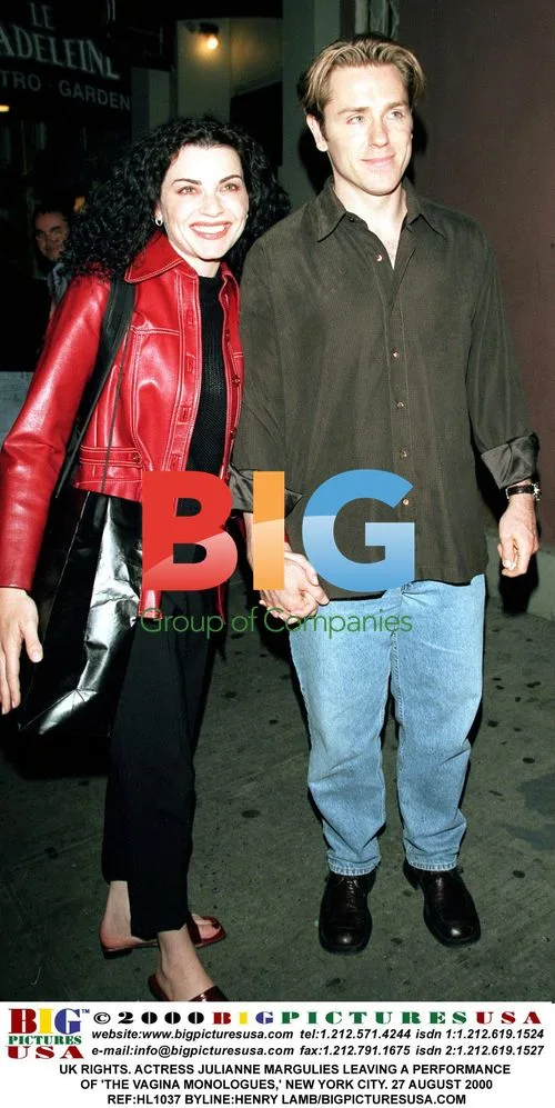 Julianne Margulies leaving Vagina Monologues show