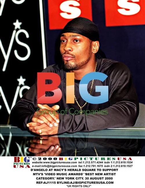D'Angelo at Macy's for MTV VMA