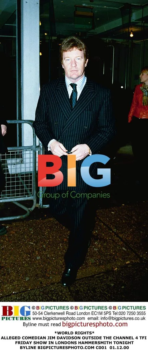Jim Davidson outside TFI Friday show