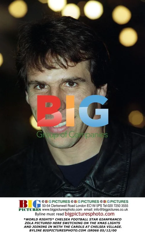 Gianfranco Zola Switches on Chelsea Christmas Lights