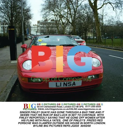 Singer Finley Quaye's Porsche Clamped