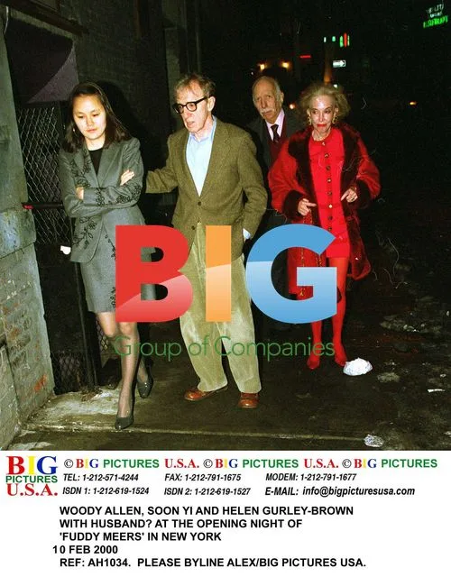 WOODY ALLEN, SOON YI AND HELEN GURLEY-BROWN AT FUDDY MEERS OPENING