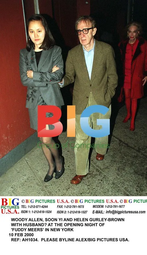 Woody Allen, Soon Yi and Gurley-Brown at 'Fuddy Meers' Opening