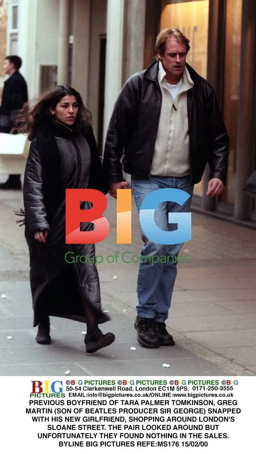 GREG MARTIN WITH NEW GIRLFRIEND IN LONDON