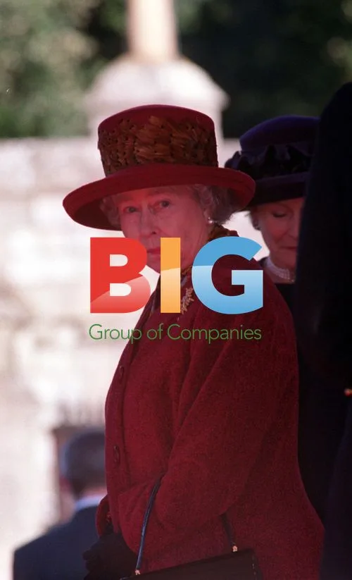 The Queen awaiting arrival of Danish Queen