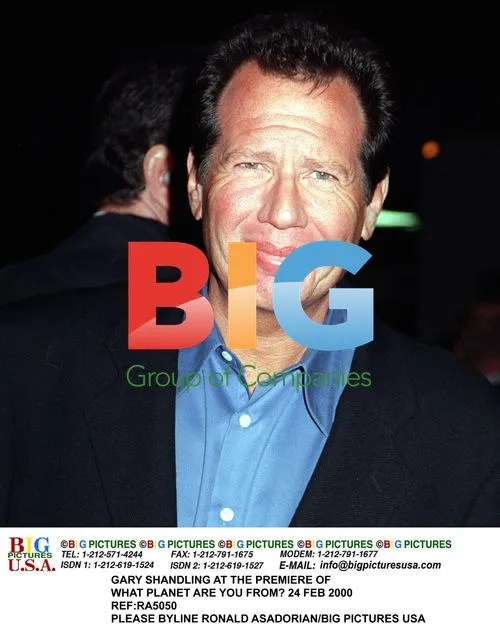 Gary Shandling at What Planet Are You From? Premiere