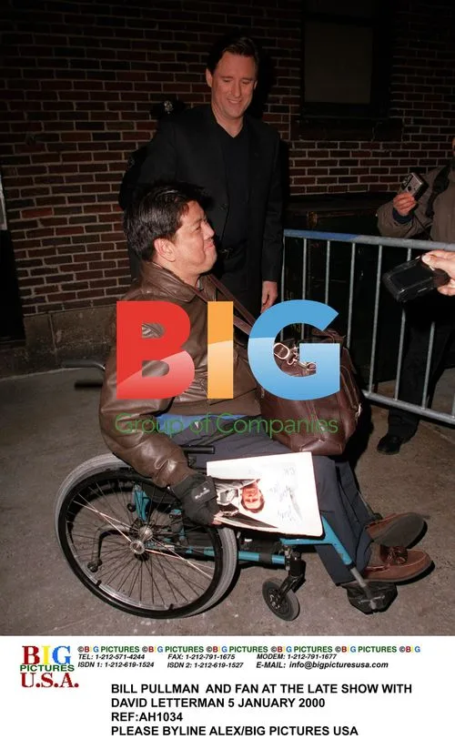 BILL PULLMAN AND FAN AT LETTERMAN SHOW