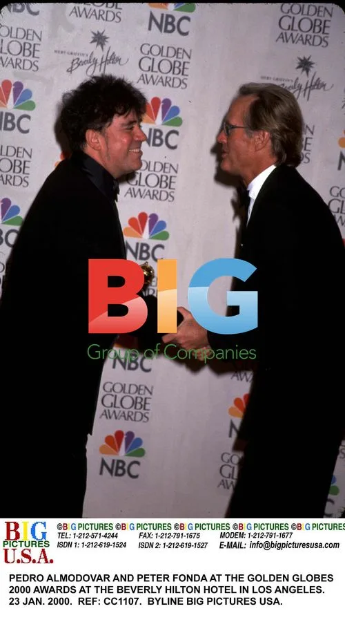 Almodovar and Fonda at Golden Globes 2000