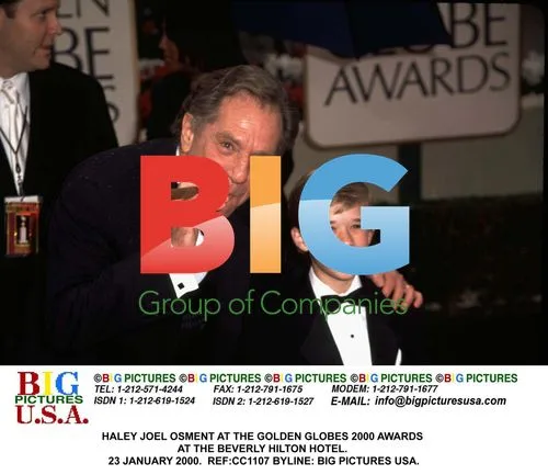 Haley Joel Osment at Golden Globes 2000