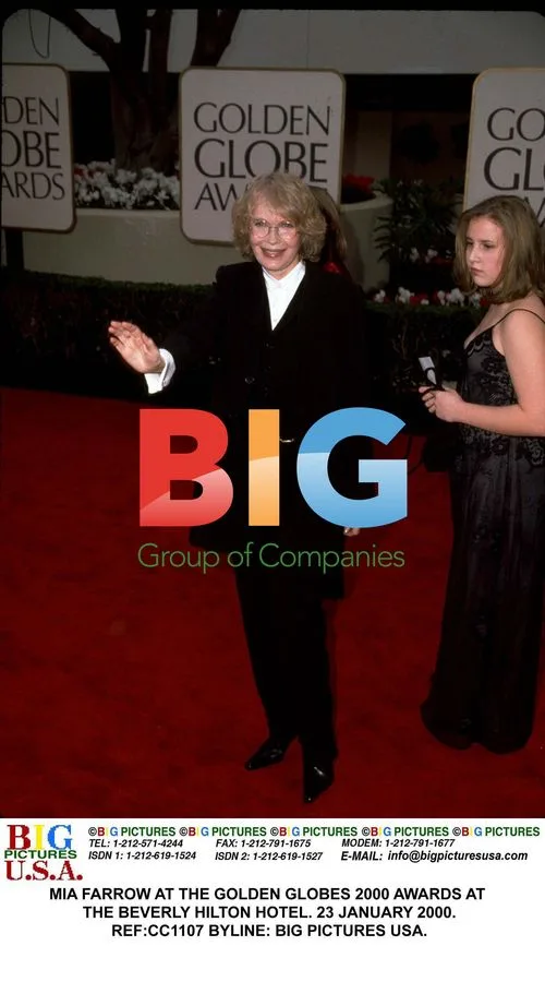 Mia Farrow at 2000 Golden Globes