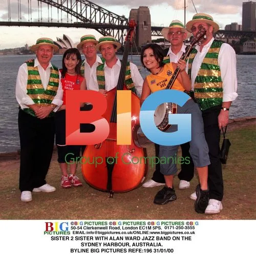 SISTER 2 SISTER with Alan Ward Jazz Band on Sydney Harbour