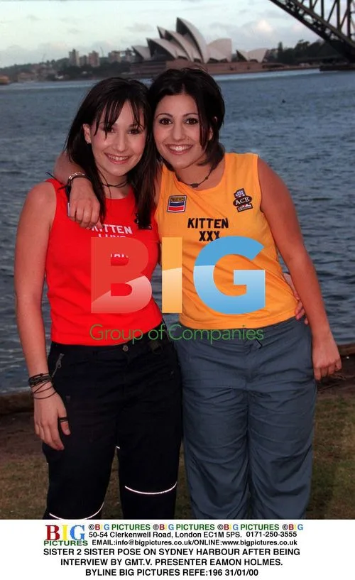 Sister 2 Sister Pose on Sydney Harbour