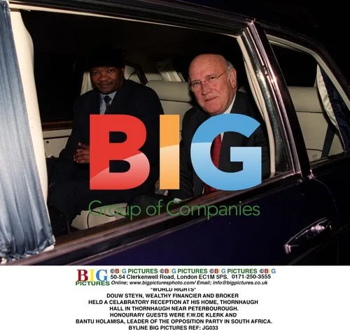 Wealthy Financier Hosts Celebratory Reception