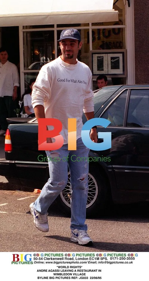 Andre Agassi Leaves Wimbledon Restaurant